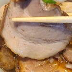 らぁ麺や 嶋 - チャーシュー香ばしいです