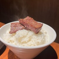 焼肉冷麺 ユッチャン 北新地店 - 肉オンザライス