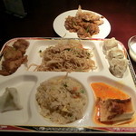 適当に盛った。豆腐がうまい。