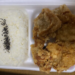 からあげ専門店 から助 - あいもり弁当　615円（税込）