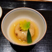 大和屋 横浜店 - 蓮根餅 亀甲餡 楓麩