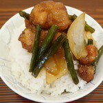 Ooshima Hanten - 鶏肉とニンニク芽のラー油炒め定食 ※ご飯におかずのせ