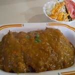 Ｂ＆Ｂ - カレールーの下には全面を覆うトンカツ。ボリューム大！
