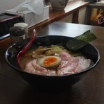 太まる - ワンタンメン(950円)