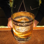 バー クラスター - エクストラをロックで。エクストラ1100円って安い！