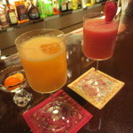 バー クラスター - 金柑のカクテルは、テキーラ・ジンベース。天使のほっぺはラムベース