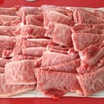 肉の末広 - １００グラム、６３０円でこの肉です！