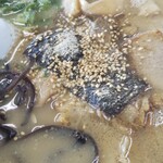 大龍ラーメン - 胡麻と胡椒