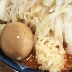 太一商店 - 味玉とニンニク