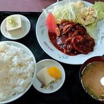 石川屋 - ハンバーグ定食