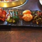 焼肉 スタミナ苑 - キムチ盛り合わせ