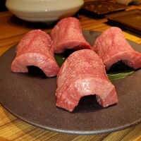 焼肉うしごろ 横浜店 - １切れ１６００円