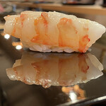 登喜和鮨 - 佐渡産の牡丹海老レア茹