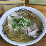 Shinasoba Ichimen - 塩ワンタン麺850円。良心的な価格