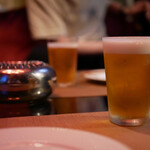 カサハラ - まずは生ビールで乾杯！