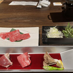 琵琶湖畔 おごと温泉 湯元館 - 手前が焼き  奥はしゃぶしゃぶ