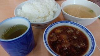 Tempuraebisushokudou - ご飯(中盛)・味噌汁・天つゆ・お茶(セルフ)