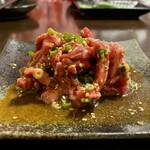 ルッカ - 牛肉のユッケ