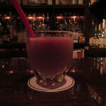 バースカーレット - トマトのカクテル