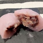 天平フーズ - あんバター大福￥108円