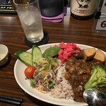 Bar 地下室 - 