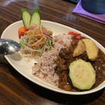 Bar 地下室 - 