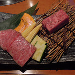 炭火焼肉 あもん - あもん（２１）＠上カルビ（とも三角）・上ロース・野菜焼き