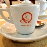 タンタ ローバ - コーヒー。偽物ミルクじゃないよ！