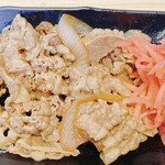 Yoshinoya - 牛皿、紅ショウガたっぷり