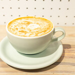 The Holiday LOUNGE - 