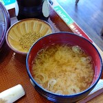 Shunsai Uchigohan Nanaya - 味噌汁