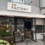 10ファクトリー - お店の外観