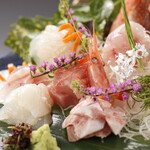 Assortment of 7 types of sashimi for one person