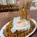 さち - 何処と無く瀬戸焼きそばを感じる麺