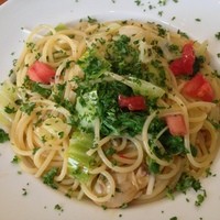 カリーナ　カリーナ - 休日ランチ：キャベツとあさりのペペロンチーノ