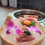 和牛放題の殿堂 宇田川町 肉屋横丁 - 