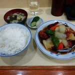 喜楽 - 酢豚定食￥1080