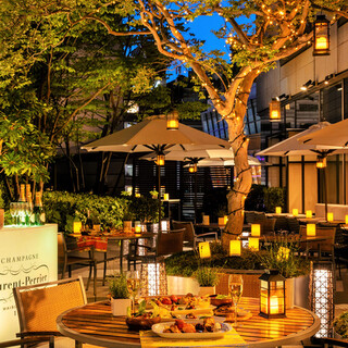 夏季限定のテラスプランも