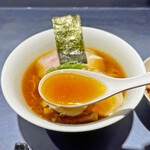 うずとかみなり - 酸味を感じる醤油と仄かな甘みを感じるスープ