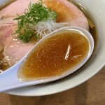 中華そば しば田 - 尖り過ぎない醤油