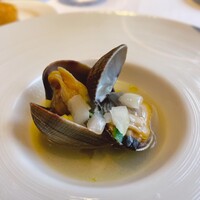 KINOE - 