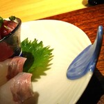 Kaisekioui - うちわのお皿で可愛らしい