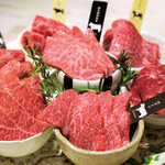 Assortment of 7 types of aged Wagyu beef recommended for aging