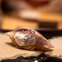 鮨 龍次郎 - 2022.6 山口仙崎産真鯵