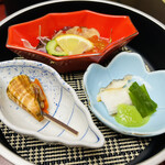 Jousei kan - 前菜　ウツボぬた味噌　鯨さえずりサラダ　土佐貝旨煮