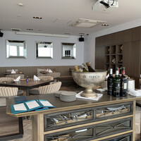 THE HARBOR TERRACE Restaurant - 