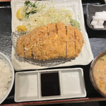 とんかつ いわい - 特製ロースカツ定食(160g)  2,400円