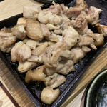 山内農場 - 地鶏の炭火焼き