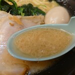 Yokohama Ie Kei Ramen Oujiya - 醤油豚骨SP(スープ)