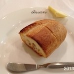 パスタ デ アリオスト - 2013.3.10(日)18時半 エビ、イカのガーリックバター合え 大盛1300円d(^_^o)